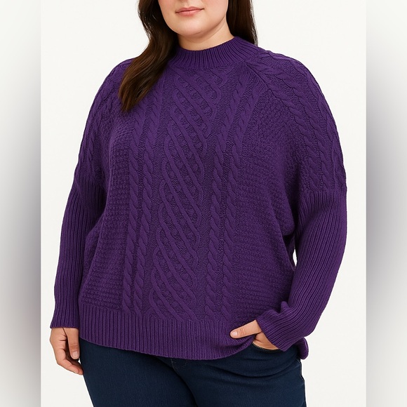 Sweaters - Woman’s Mock Neck 3/4 sleeve sweater purple size 5XL